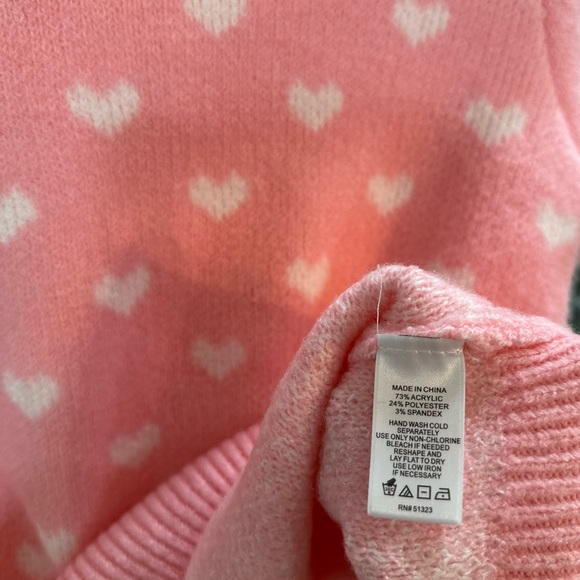 Pink Heart Pattern Sweater - Picture 6 of 6